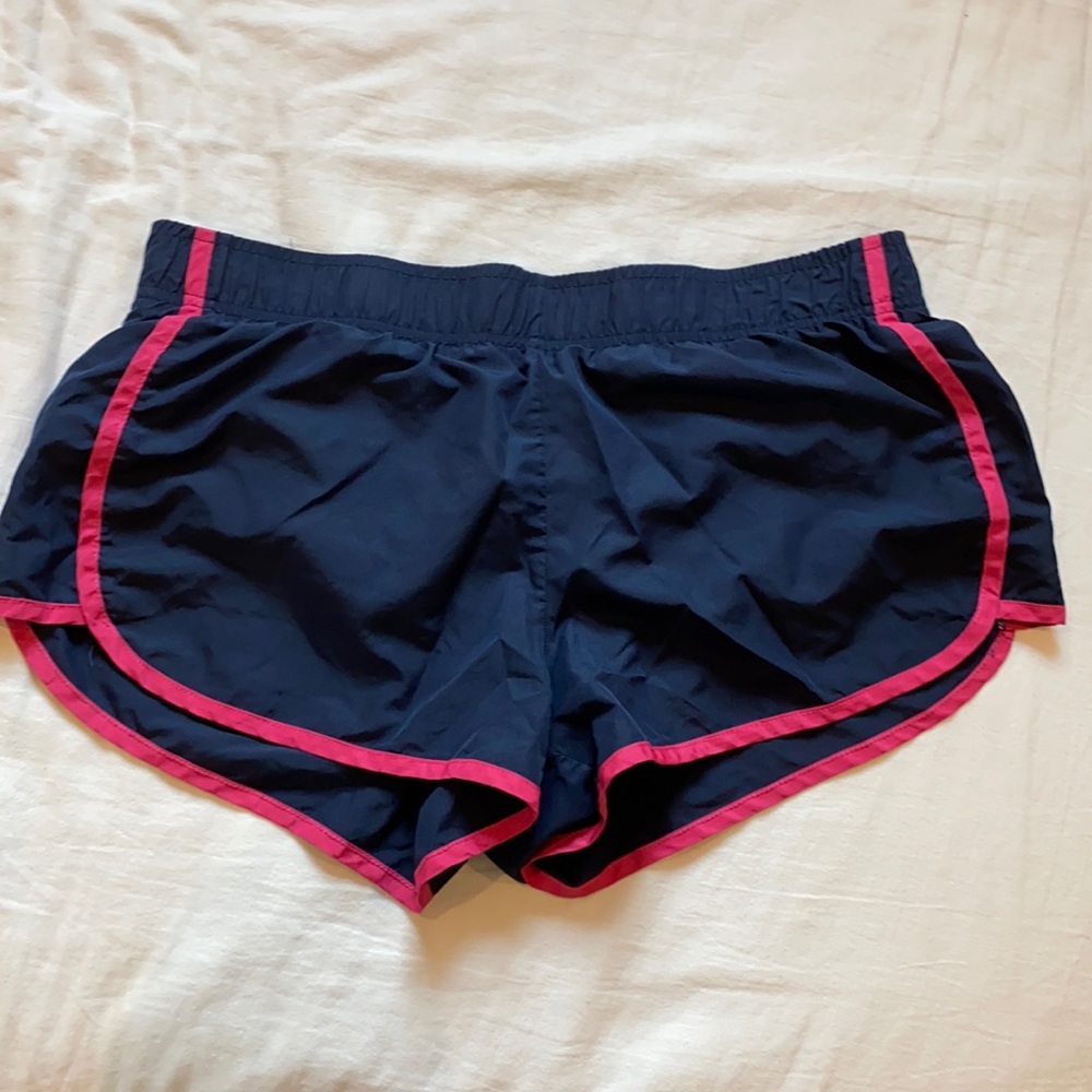althletic shorts